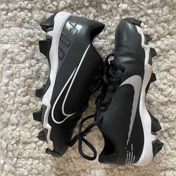 Youth 3.5 Cleats - Picture 2 of 6